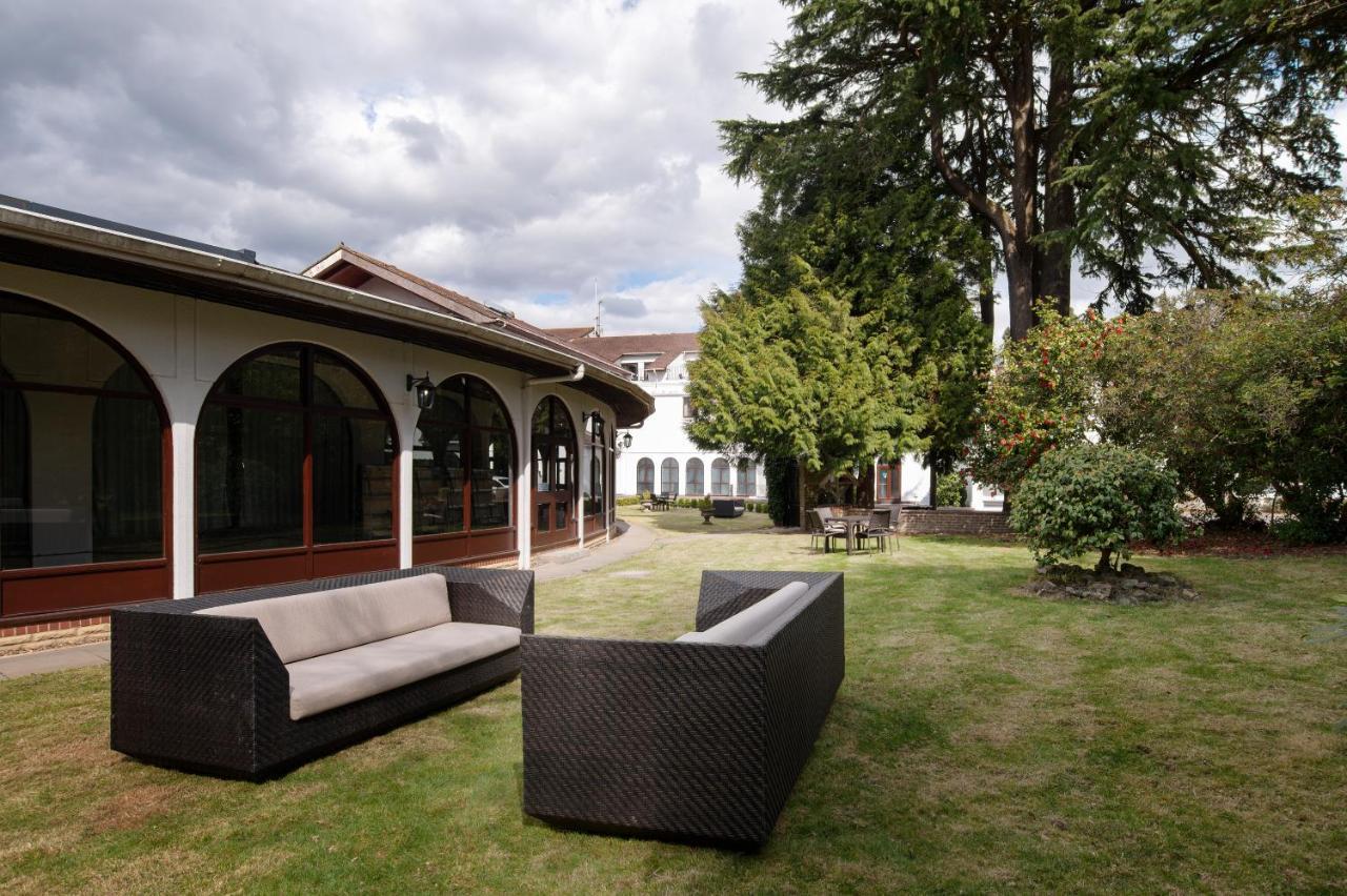 Copthorne Effingham Gatwick Hotel Zewnętrze zdjęcie