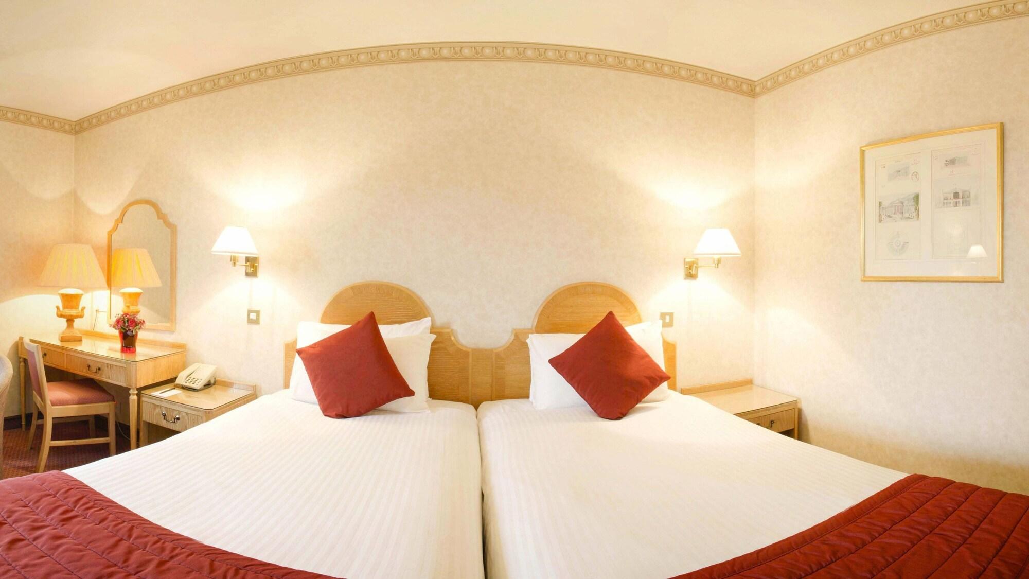 Copthorne Effingham Gatwick Hotel Zewnętrze zdjęcie